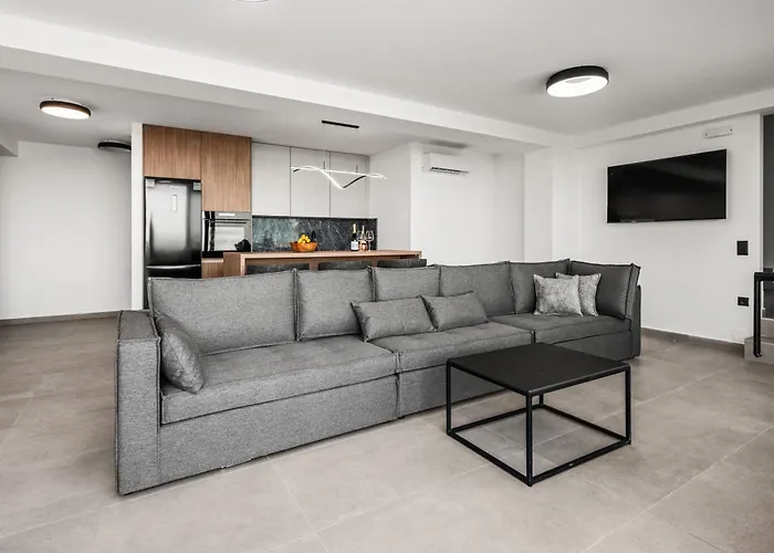 Grand - 6bd With Private Pool - Temma