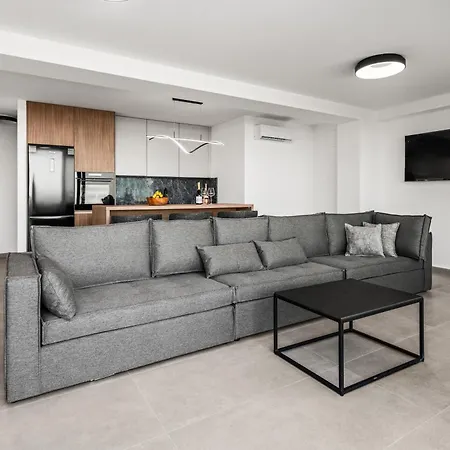 Grand - 6bd With Private Pool - Temma